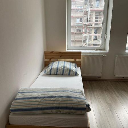 Monteur-Apartment Am Bahnhof Muhlheim am Main Eksteriør bilde