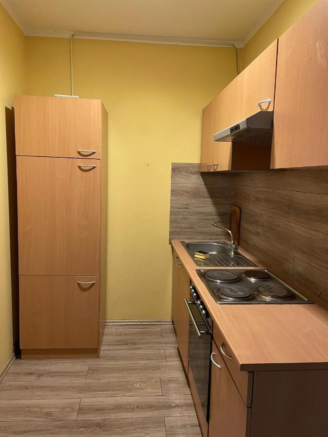 Monteur-Apartment Am Bahnhof Muhlheim am Main Eksteriør bilde